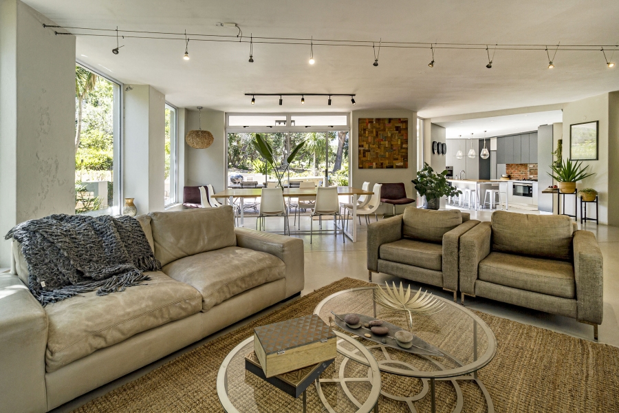 5 Bedroom Property for Sale in Erinvale Golf Estate Western Cape